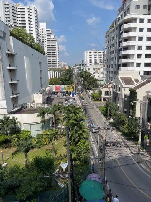 Delightful Condo In Central Location At Sukhumvit 49 Bangkok Zewnętrze zdjęcie