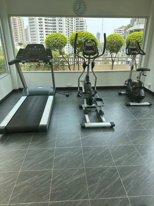 Delightful Condo In Central Location At Sukhumvit 49 Bangkok Zewnętrze zdjęcie